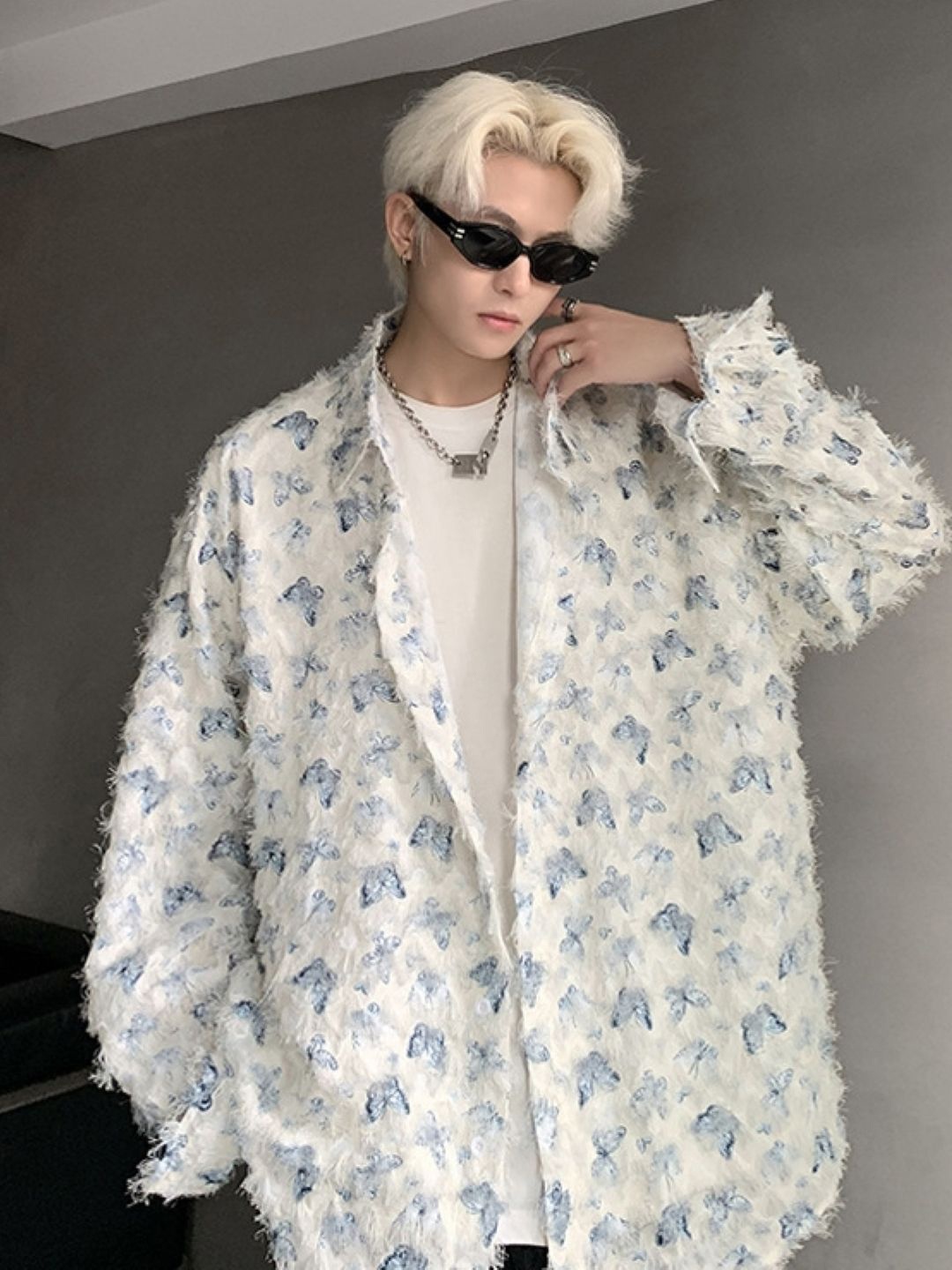 

HERE&NOW Men Original Fit Self Design Opaque Abstract Printed Casual Shirt, White
