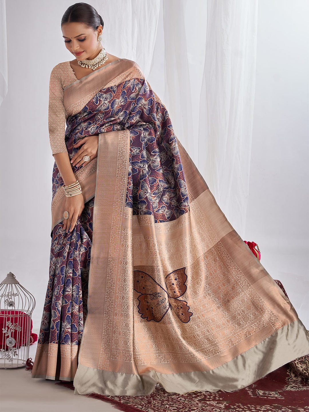 

Wuxi Woven Design Zari Pure Silk Banarasi Saree, Brown
