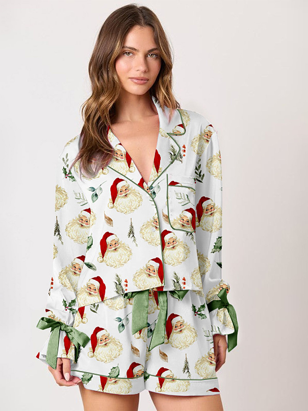 

LULU & SKY Women Graphic Printed Lapel Collar Night suit, Green