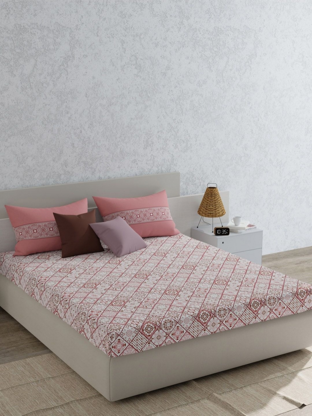 

MYTRIDENT Red & White Floral 120 TC Pure Cotton Queen Bedsheet Set