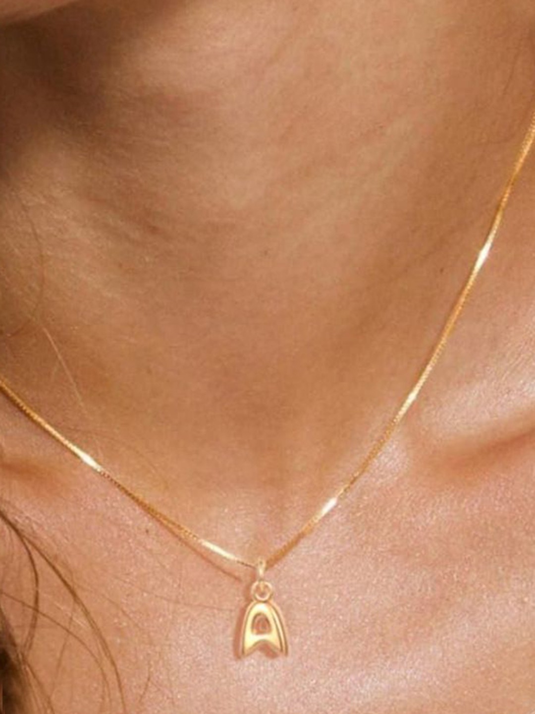 

StyleCast x Revolte Gold-Plated Pendant With Chain