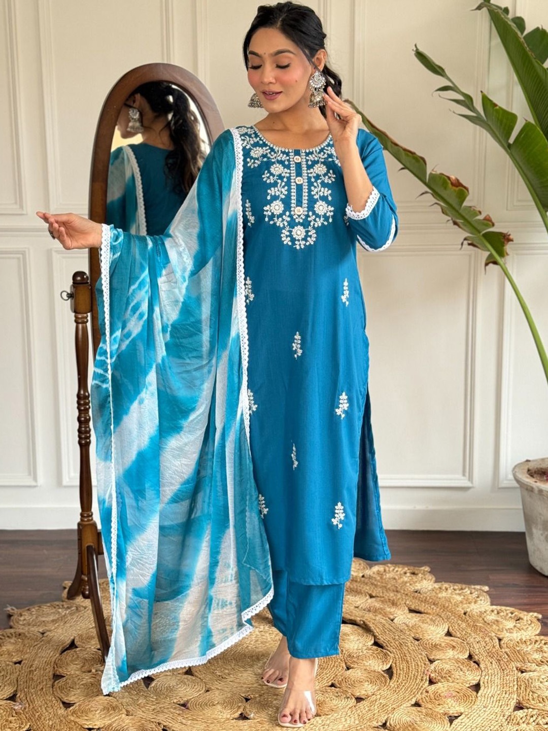 

SHIJILA Floral Embroidered Round Neck Regular Straight Kurta With Trouser With Dupatta, Blue