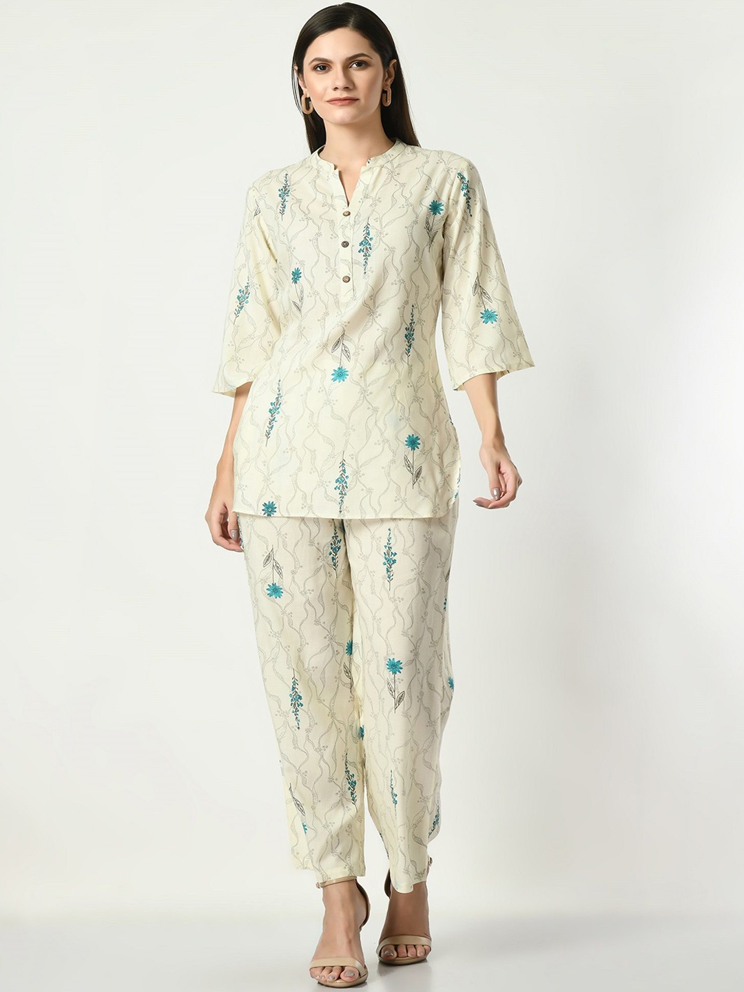 

VAPPSYAM Floral Printed Pure Cotton Top & Trousers, White