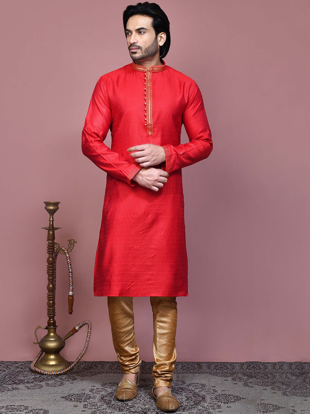 

RANAK Geometric Woven Design Mandarin Collar Thread Work Straight Kurta, Red