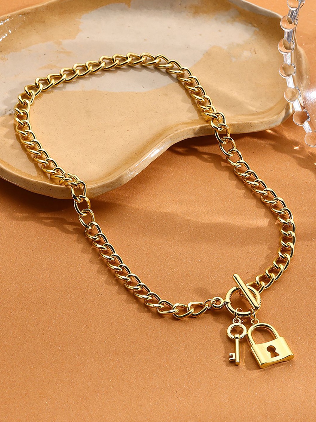 

StyleCast x Revolte Gold-Plated Link Chain