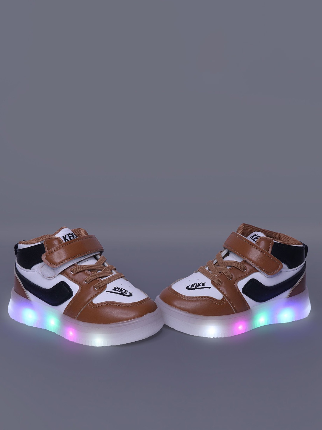 

NEW STEPS Unisex Kids PU Sneakers, Brown