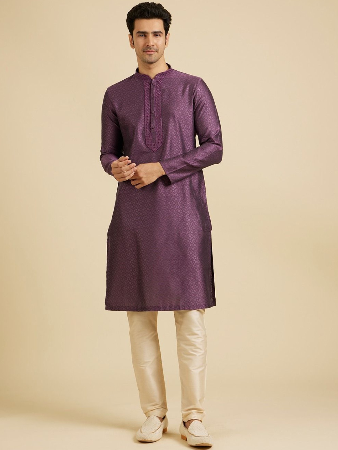 

Manyavar Floral Woven Design Mandarin Collar Straight Kurta With Pyjamas, Purple