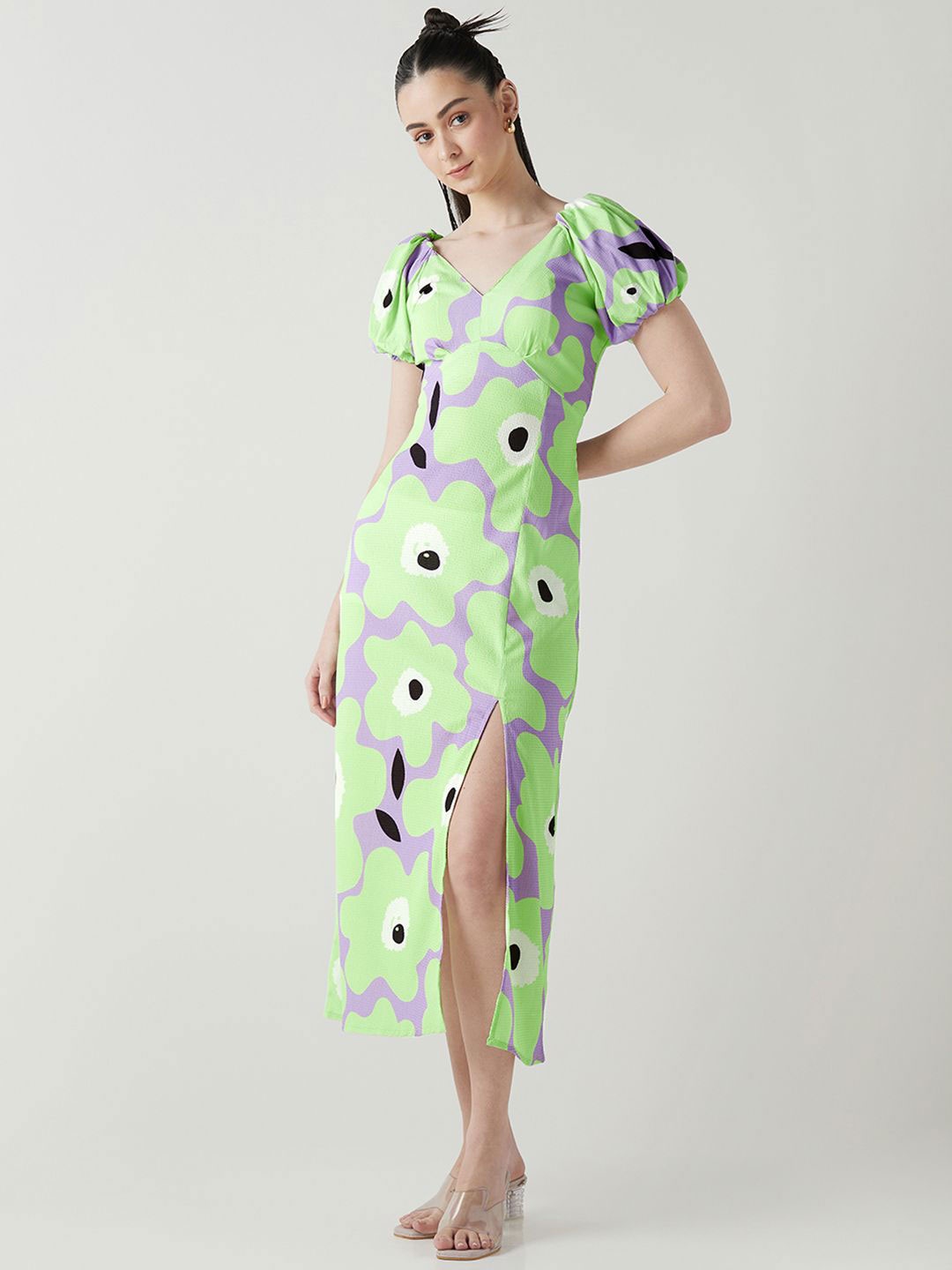 

Bewakoof Women Floral Print Puff Sleeve Dress, Green