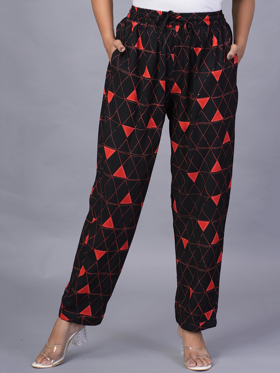 

KALINI Women Geometric Printed Trousers, Black