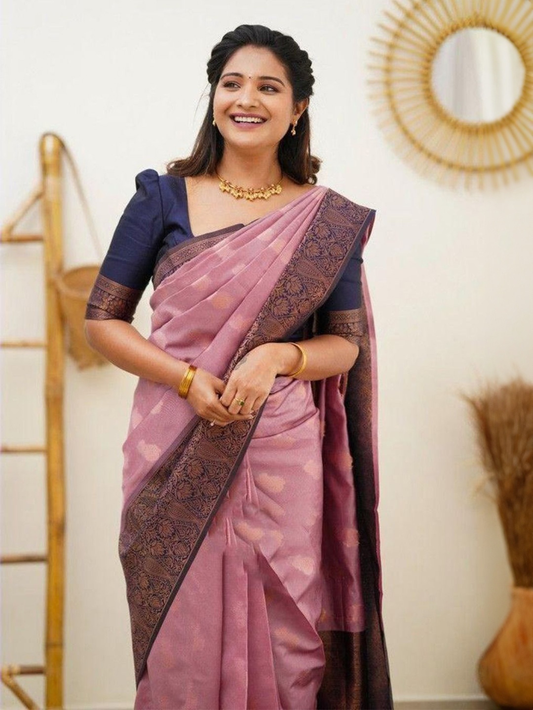 

Anouk Ethnic Motifs Banarasi Saree, Purple