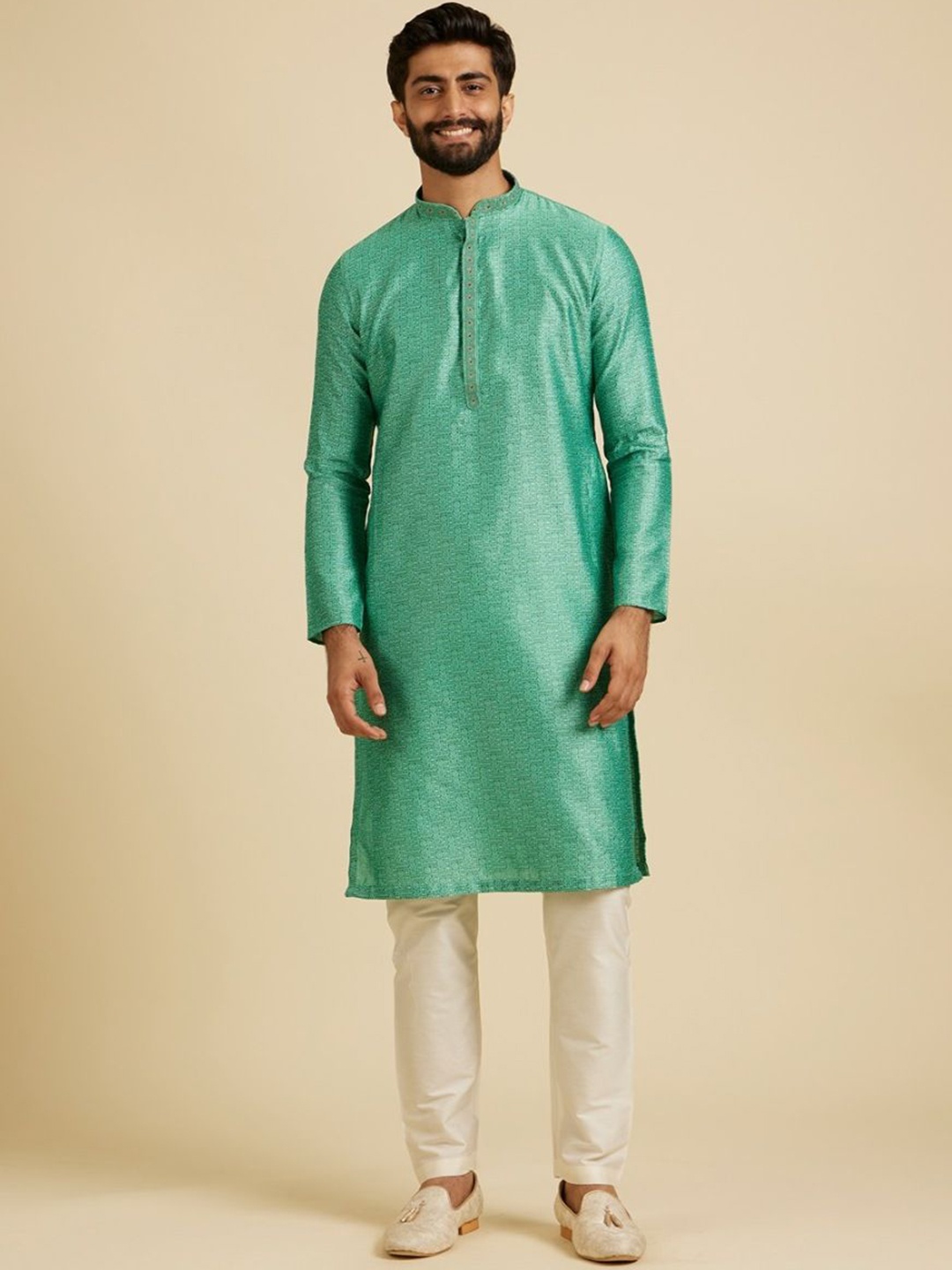 

Manyavar Floral Woven Design Mandarin Collar Straight Kurta With Pyjamas, Green