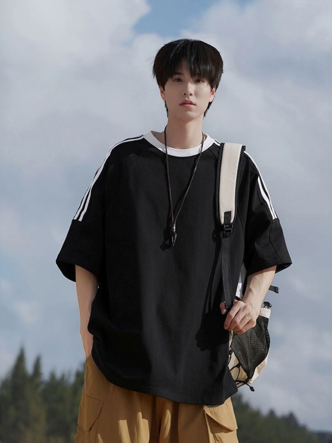 

HERE&NOW Men Striped Round Neck Cotton Oversized T-shirt, Black