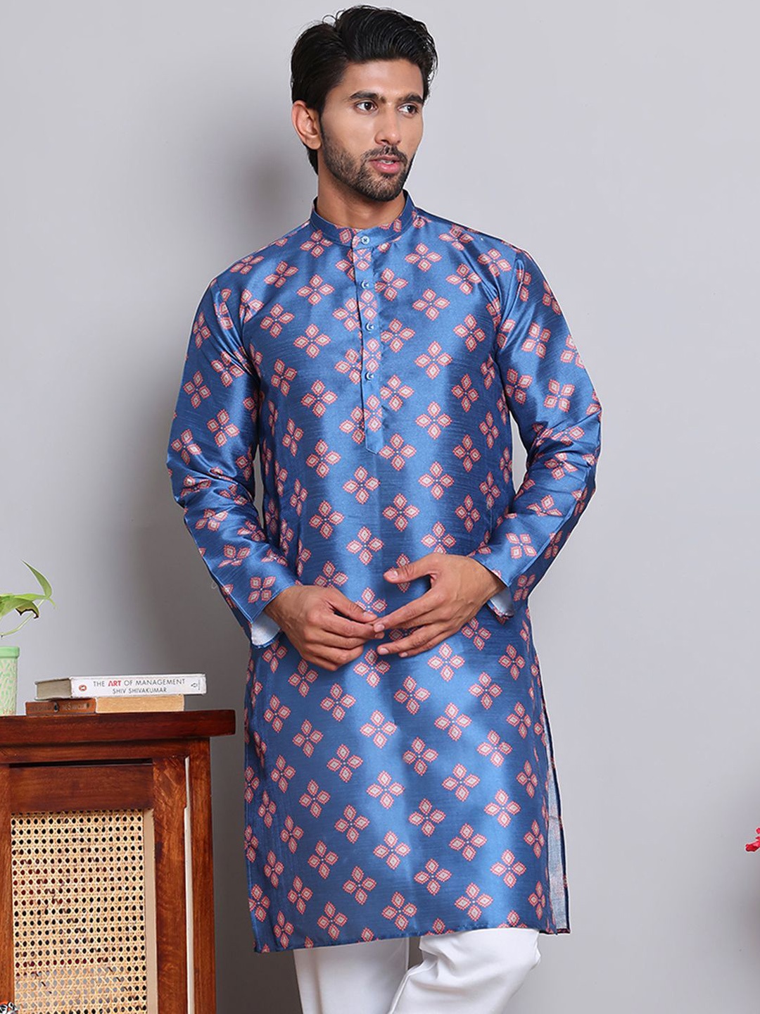 

Jompers Floral Printed Mandarin Collar Straight Kurta, Blue