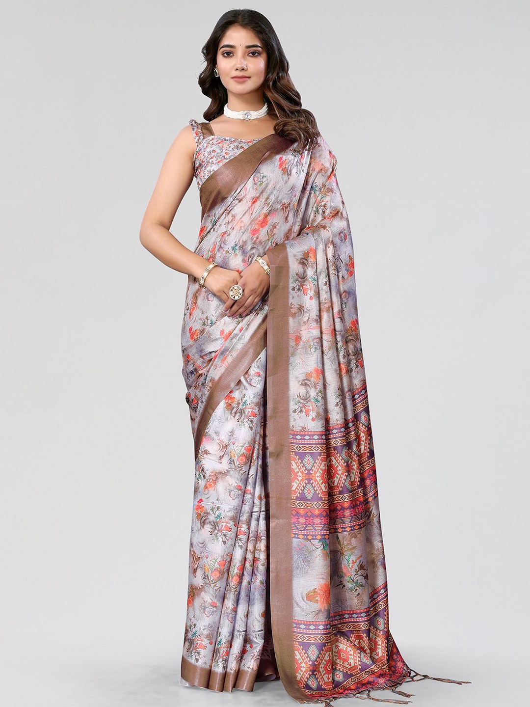 

KALINI Floral Printed Saree, Grey