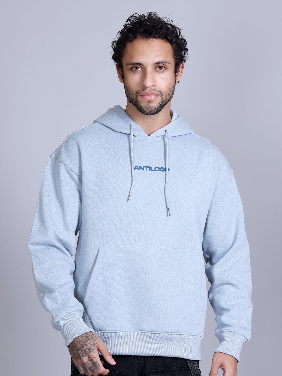 

Antiloop Men Printed Hooded Sweatshirt, Blue