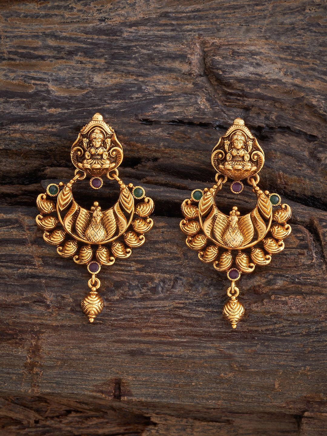 

Kushal's Fashion Jewellery Gold-Plated Crescent Shaped Antique Chandbalis