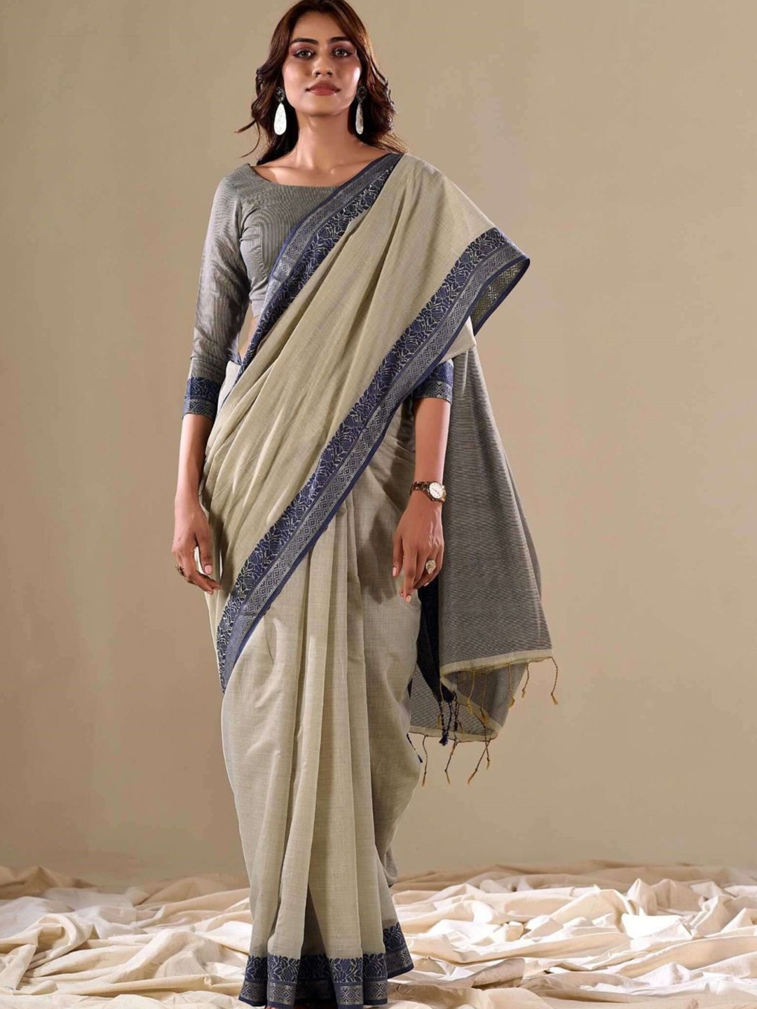 

KALINI Woven Design Border Solid Saree, Beige