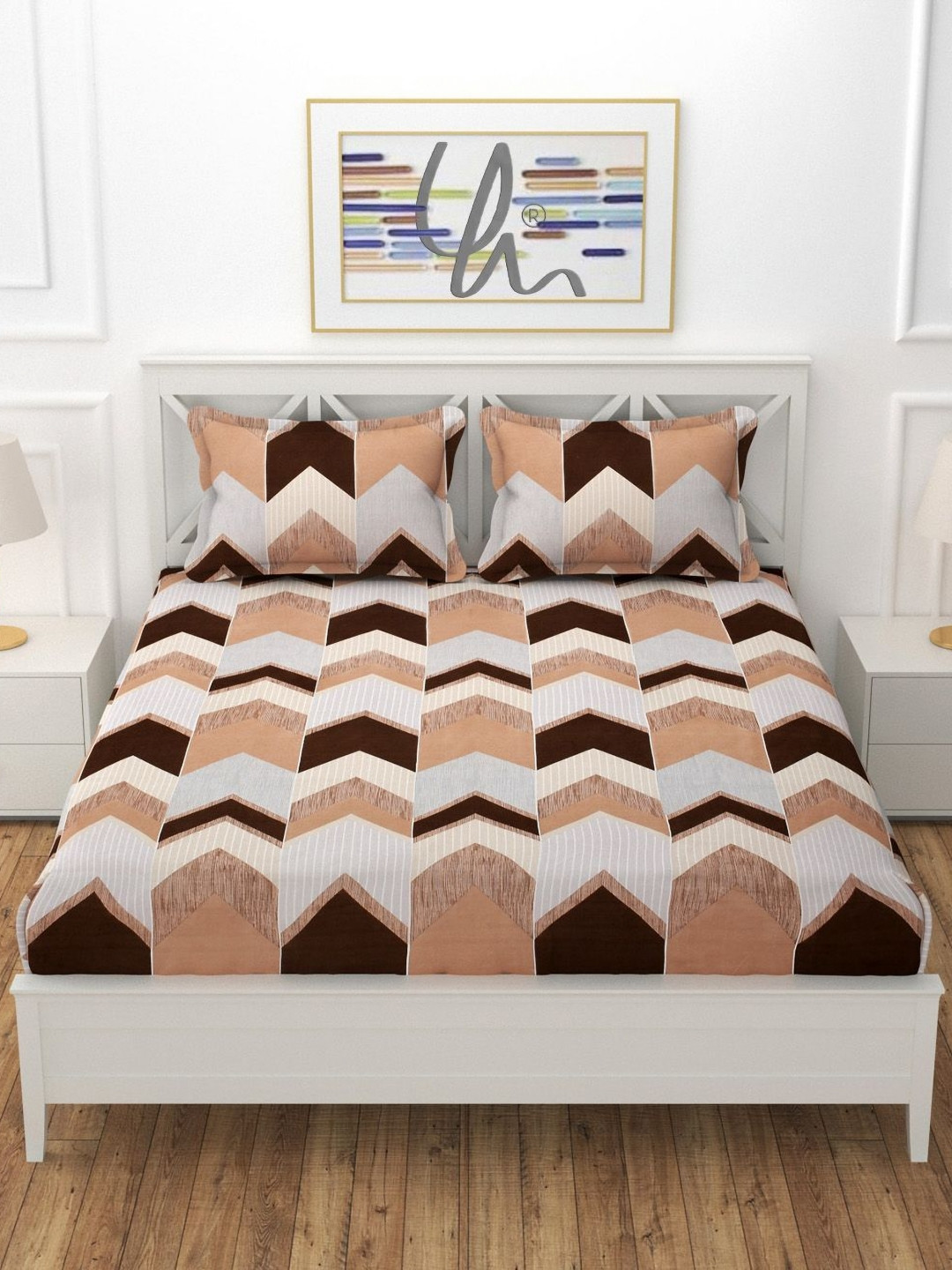 

YaAkholic Tan & White Geometric 210 TC King Bedsheet with 2 Pillow Covers
