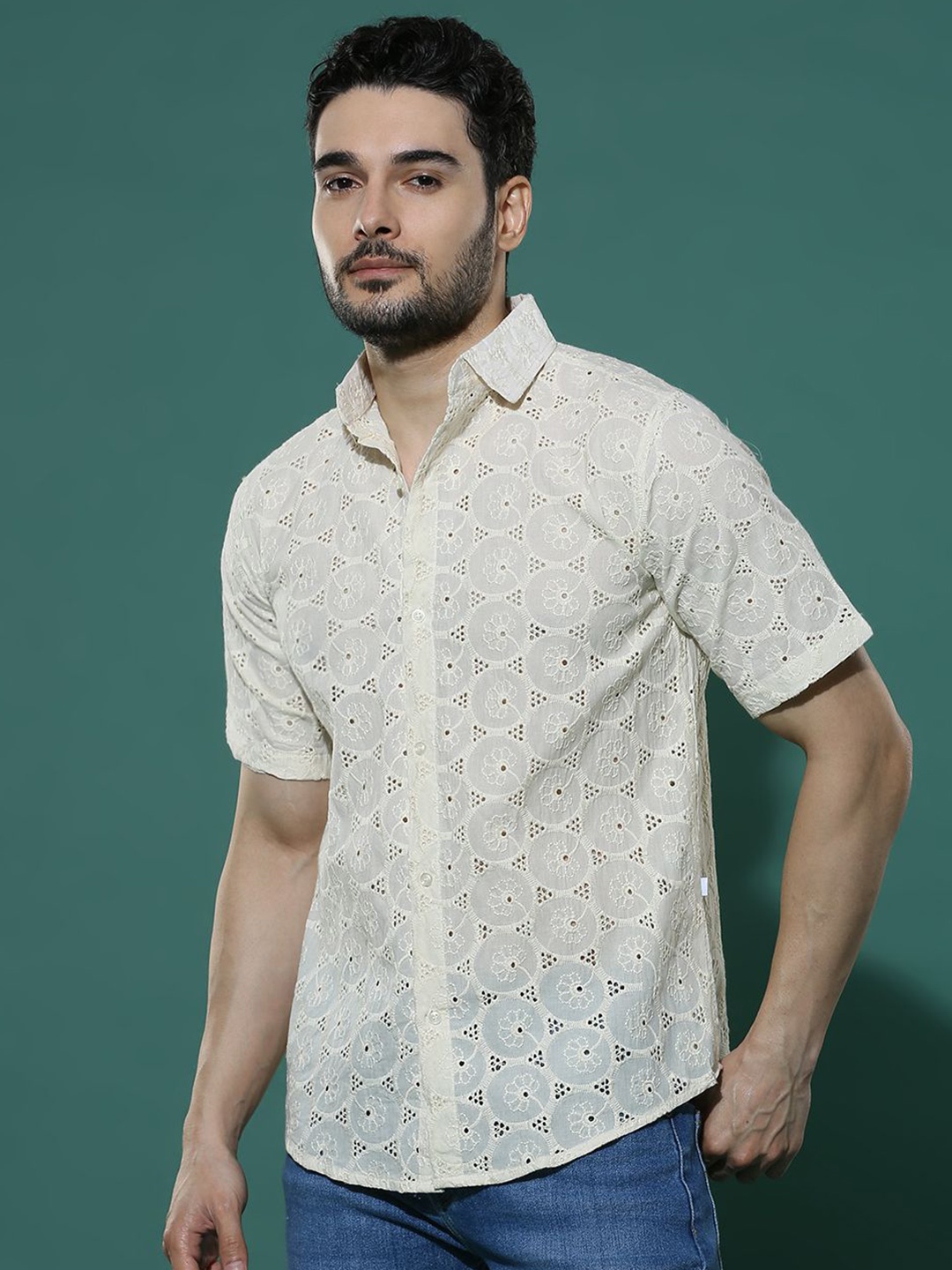 

HERE&NOW Men Spread Collar Textured Polycotton Casual Shirt, Yellow