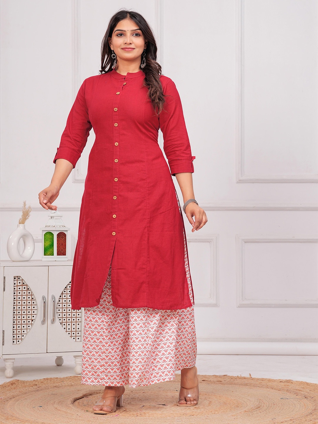 

Meeranshi Mandarin Collar A-Line Kurta, Maroon