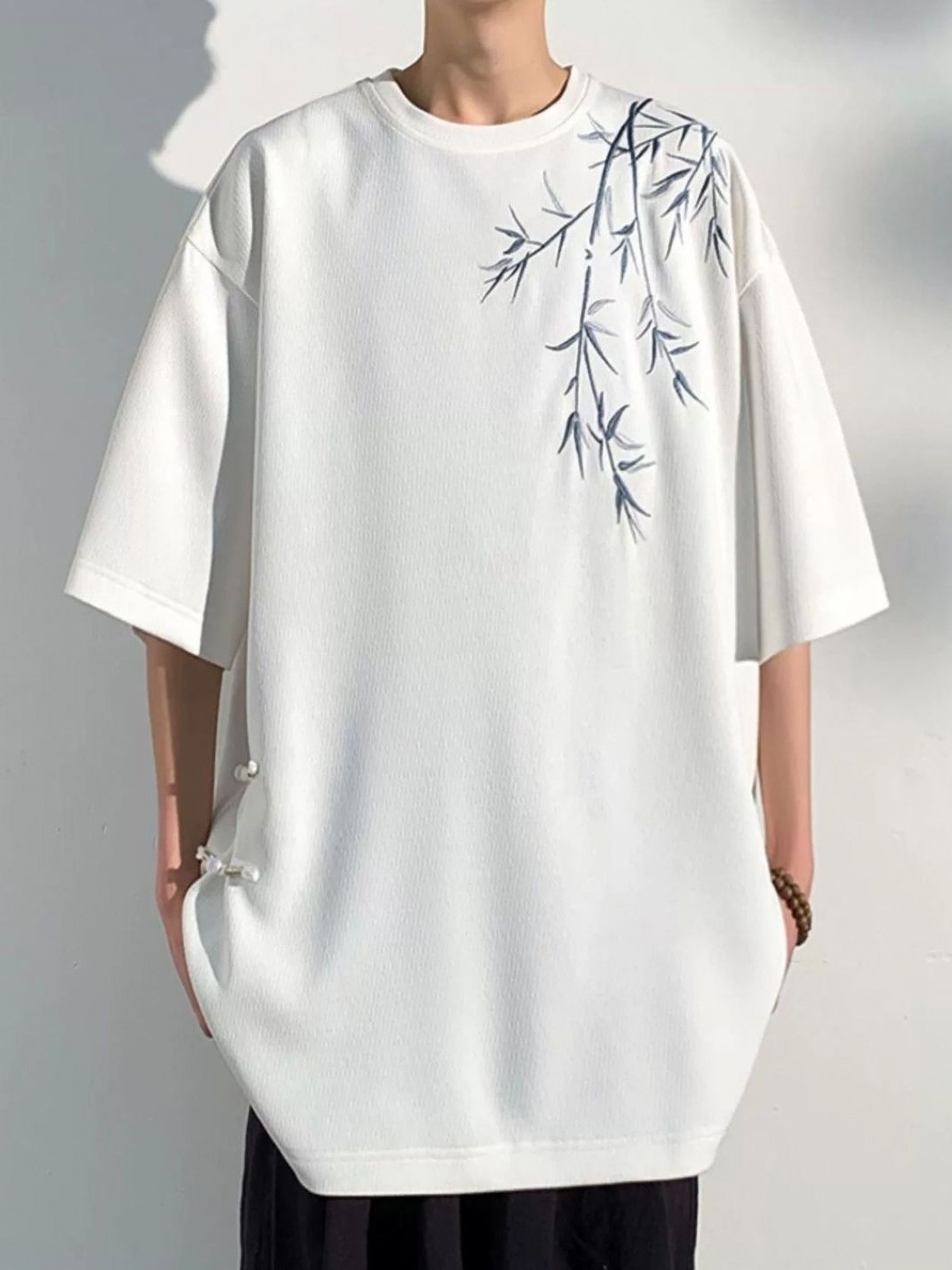

HERE&NOW Men Floral Printed Round Neck Oversized T-shirt, White