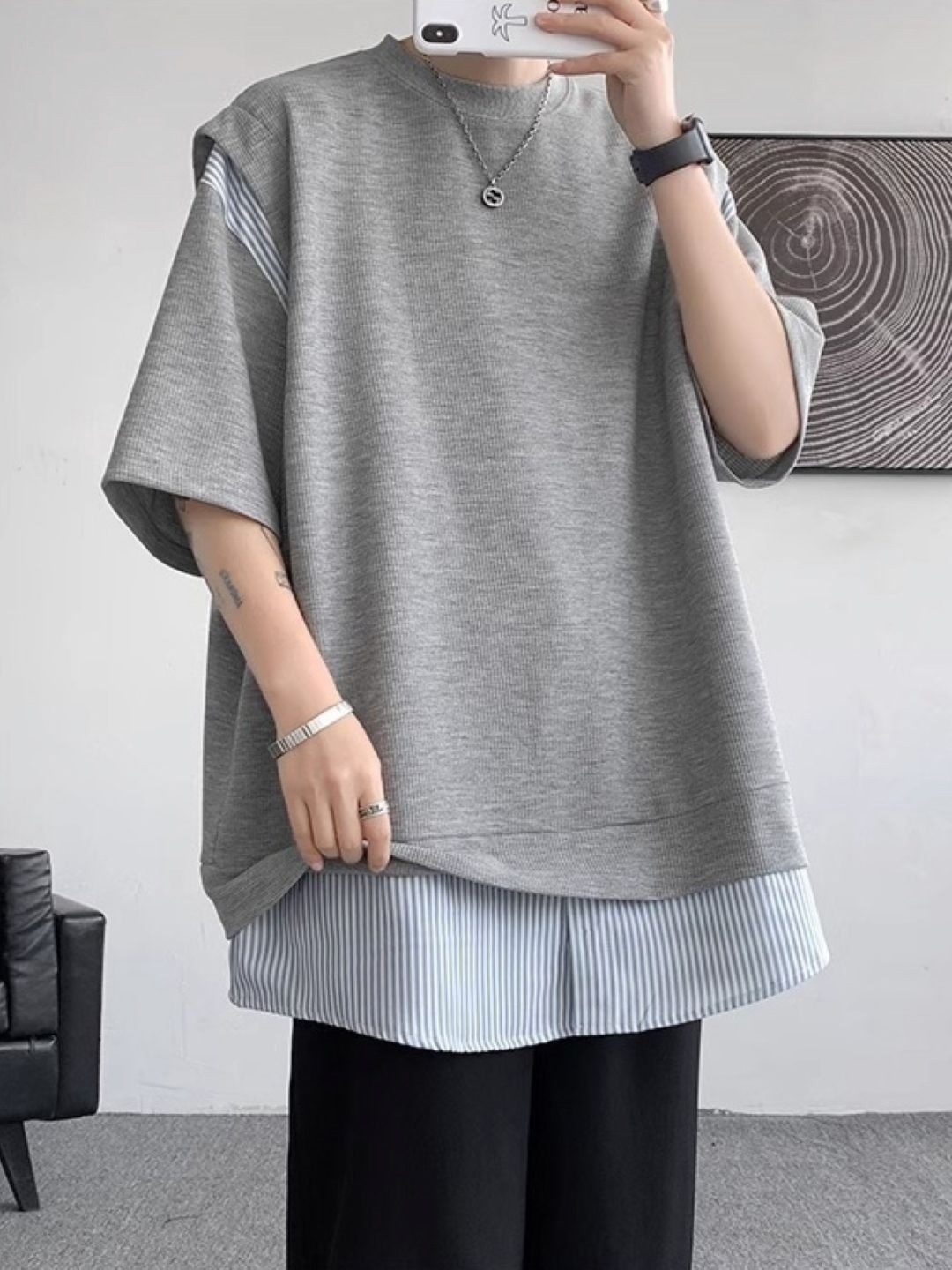 

HERE&NOW Men Self Design Round Neck Oversized T-shirt, Grey