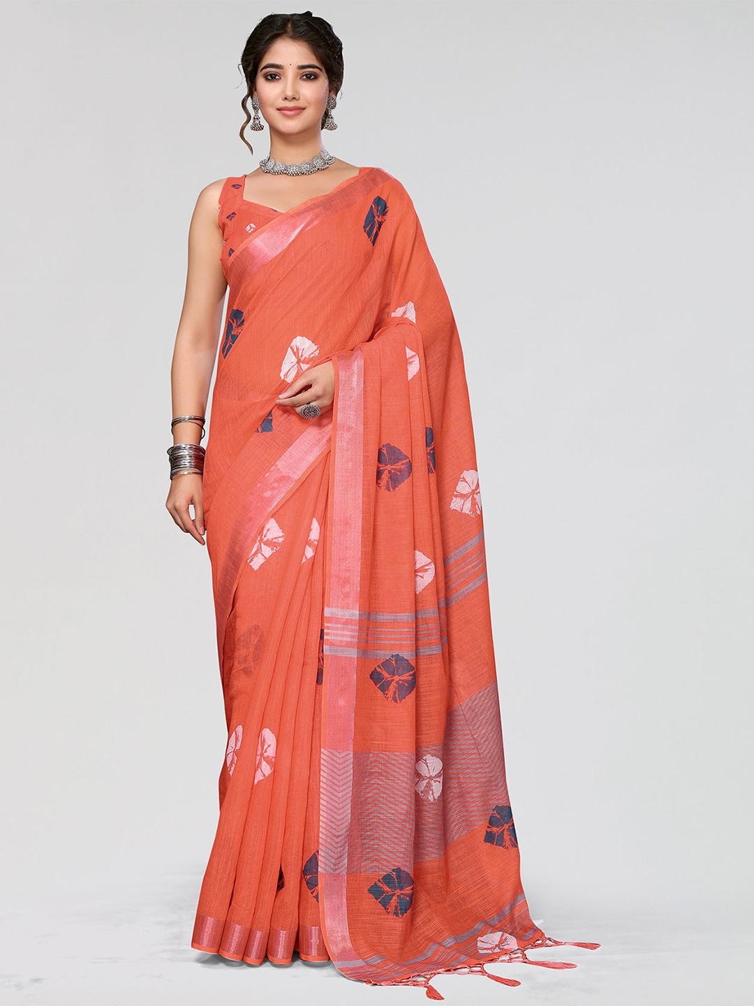 

KALINI Saree With Weaving Border and Tassels, Orange