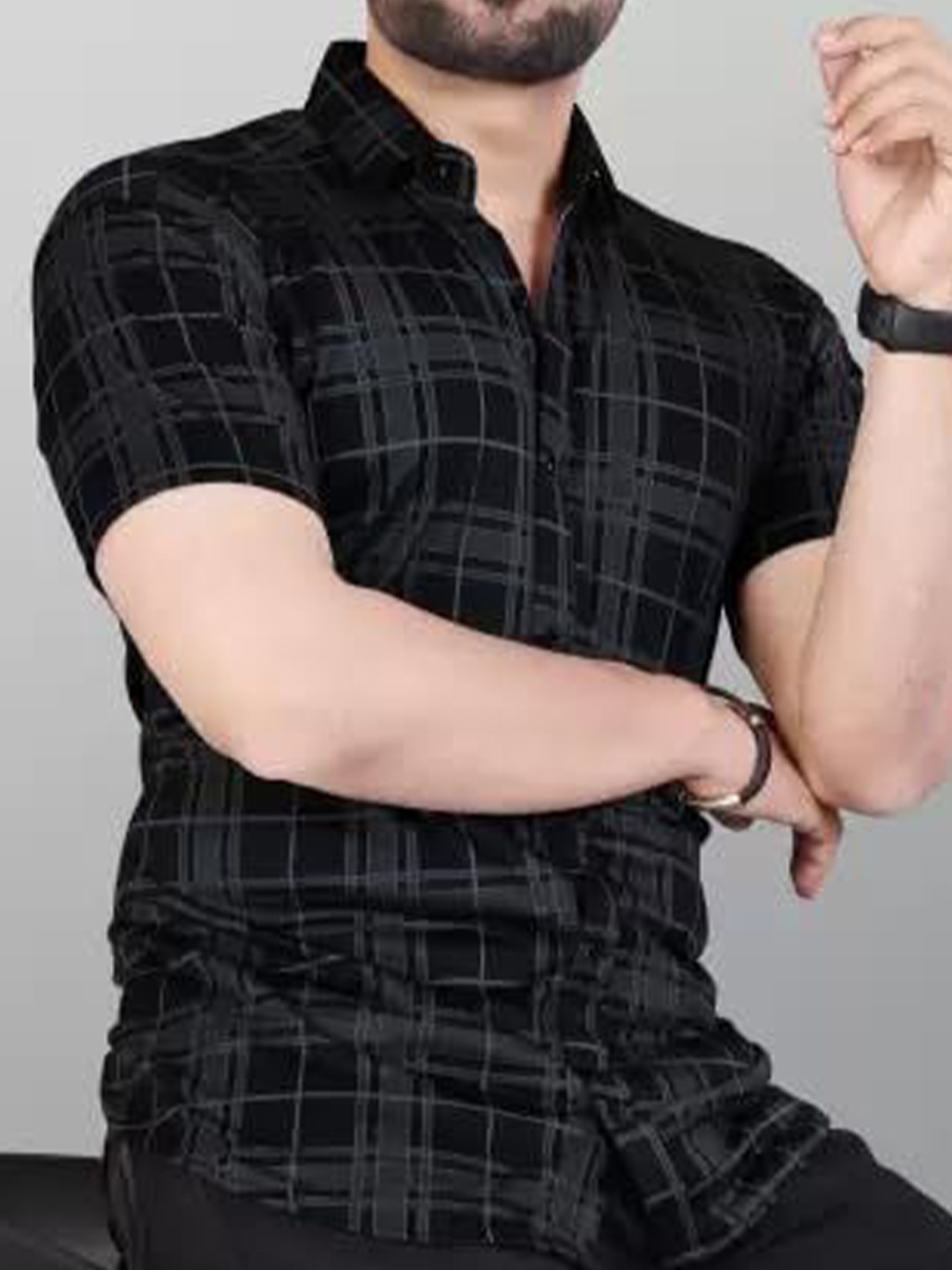 

STI Men Spread Collar Tartan Checked Casual Shirt, Black
