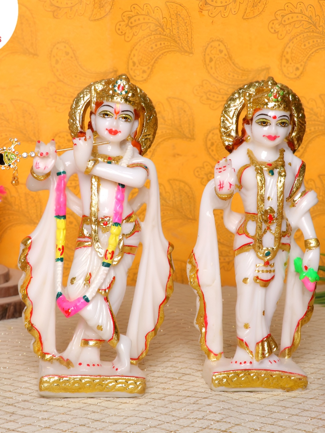 

GW CREATIONS White & Gold-Toned Radha Krishna Exquisite Marble Religious Idol Showpiece