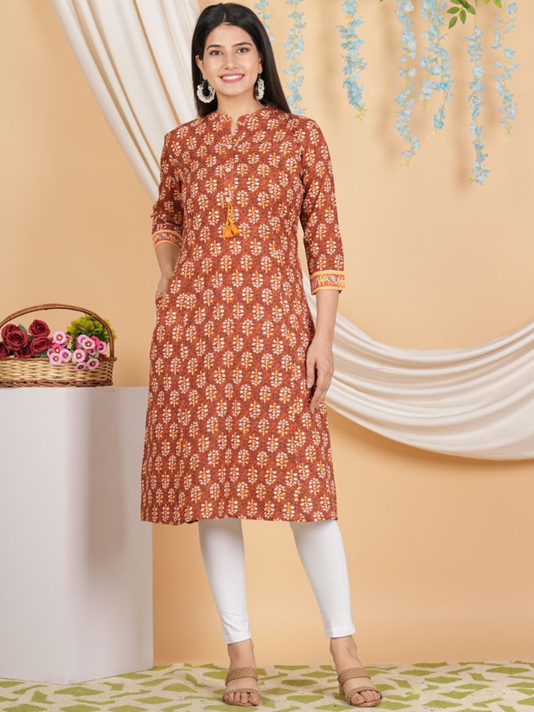 

KALINI Floral Printed A Line Kurta, Orange