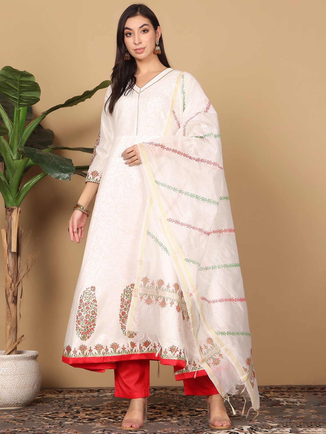 

KAANCHIE NANGGIA Ethnic Motifs Printed Anarkali Kurta with Trousers & Dupatta, White