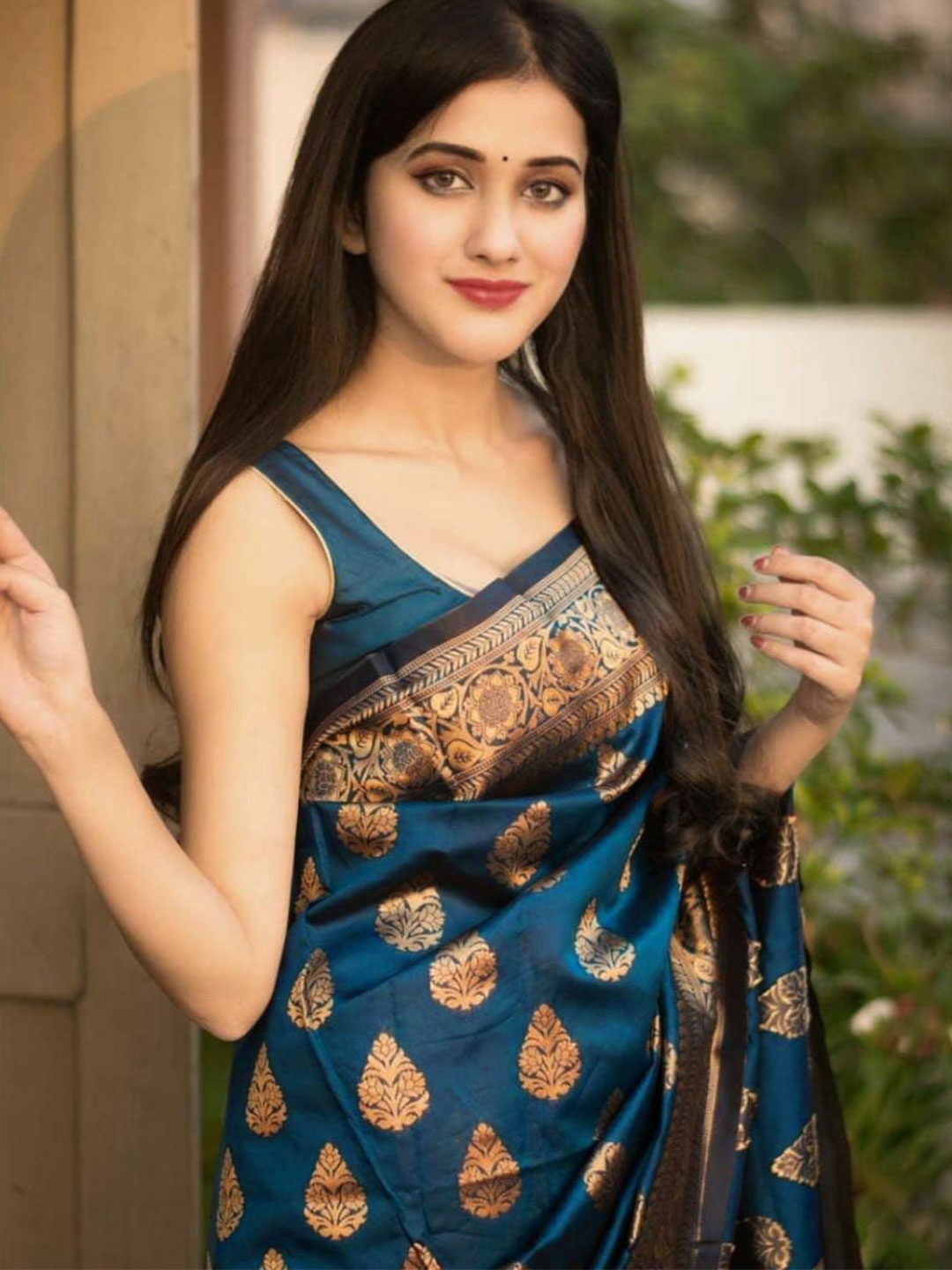 

Wuxi Woven Design Zari Pure Silk Banarasi Saree, Teal