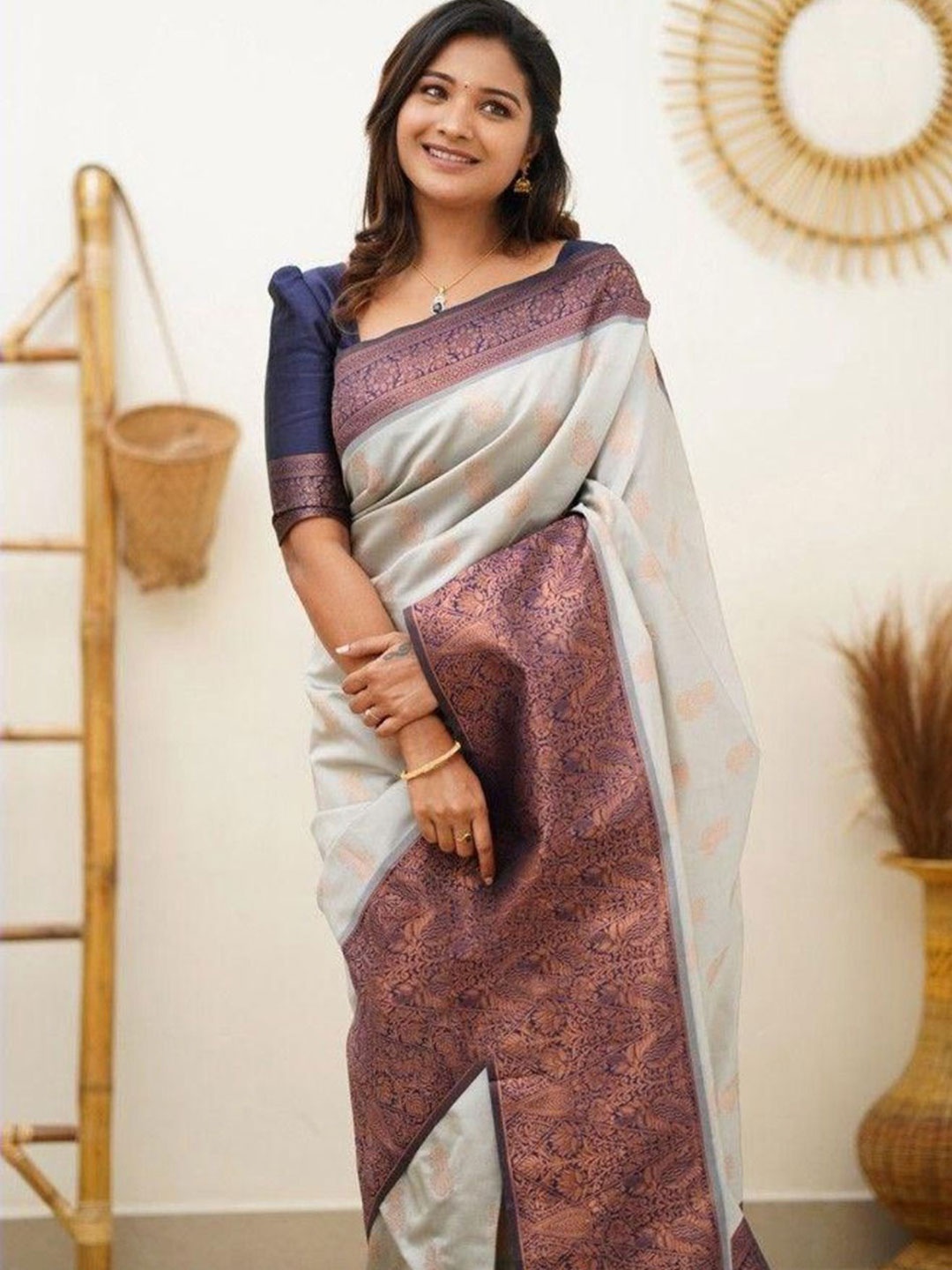 

Anouk Woven Design Zari Banarasi Saree, Grey