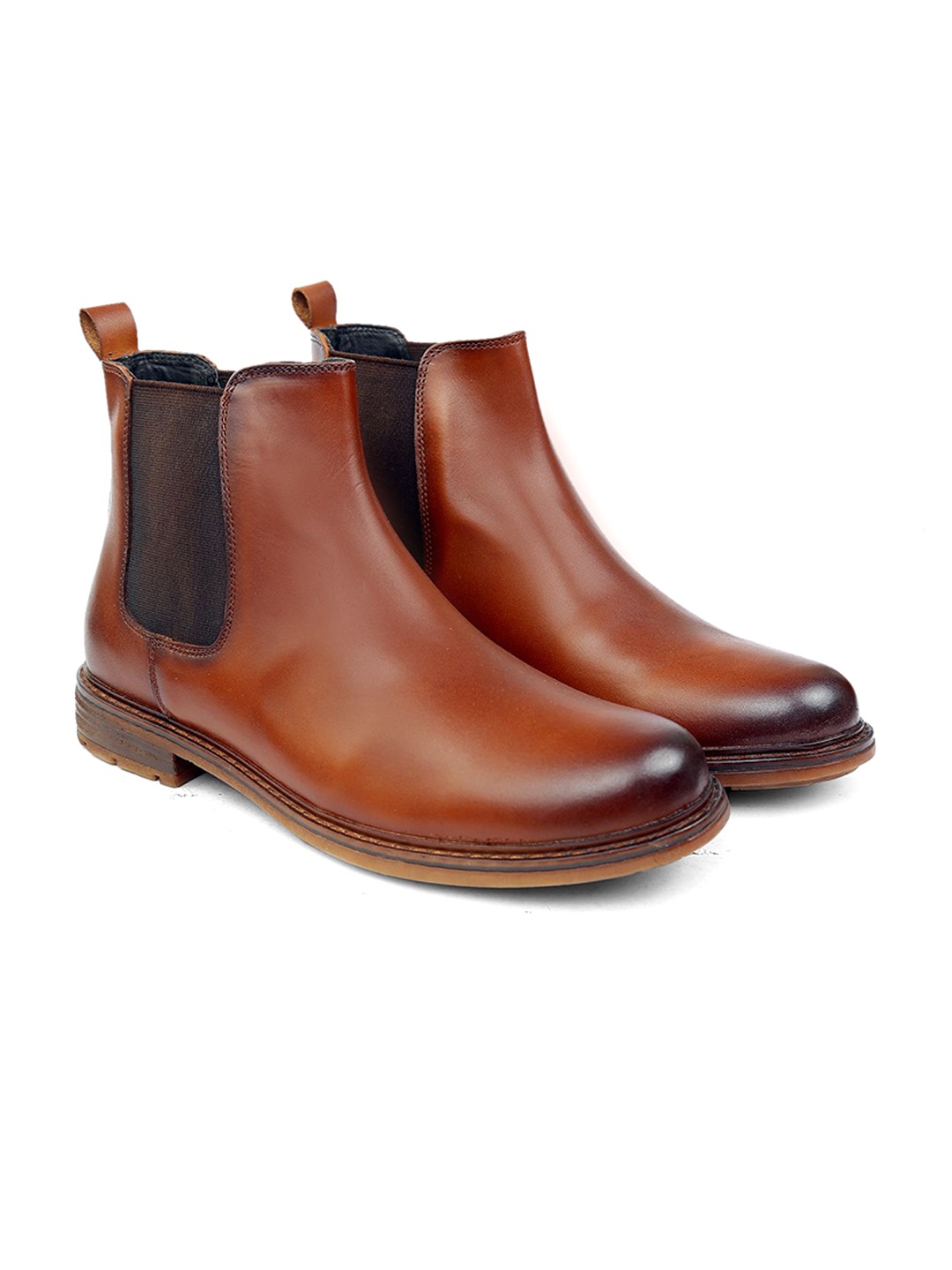 

The Roadster Lifestyle Co Men Leather Chelsea Boots, Tan