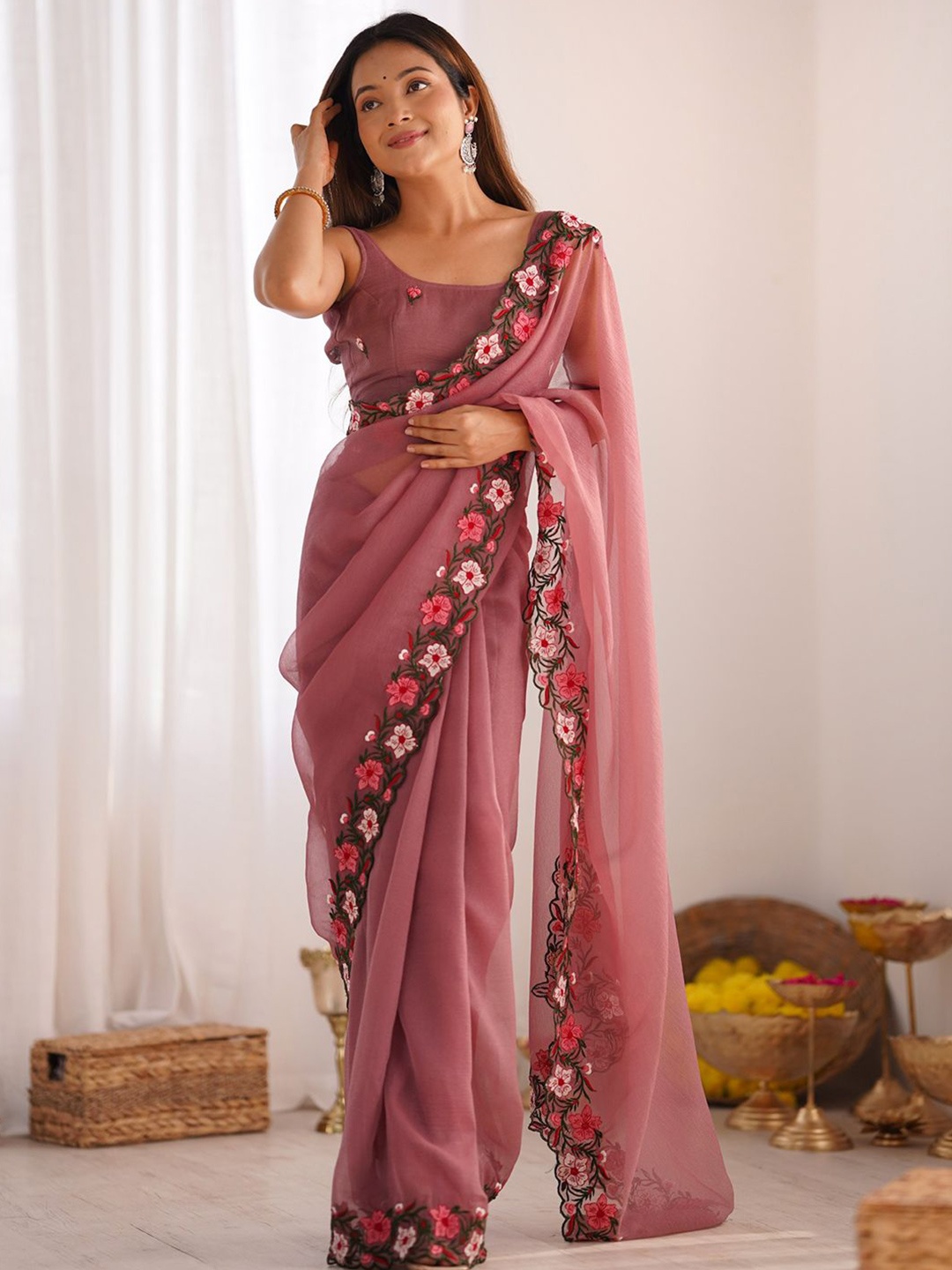 

Mitera Embroidered Silk Blend Saree, Pink