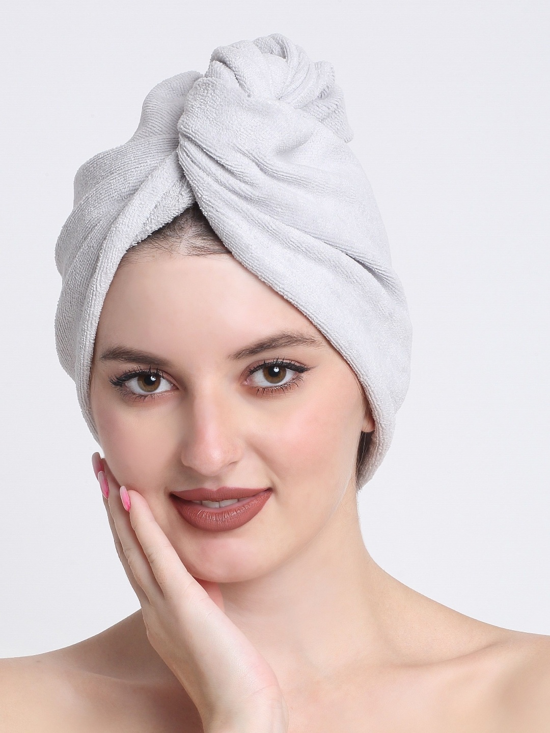 

Creeva Grey Cotton 380 GSM Bath Towel