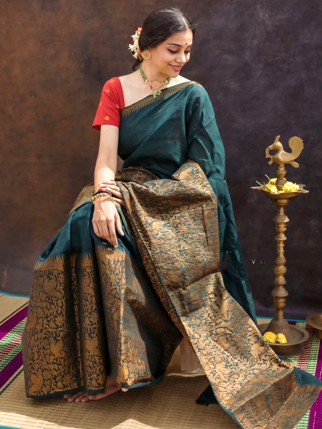 

Wuxi Woven Design Zari Pure Silk Banarasi Saree, Green