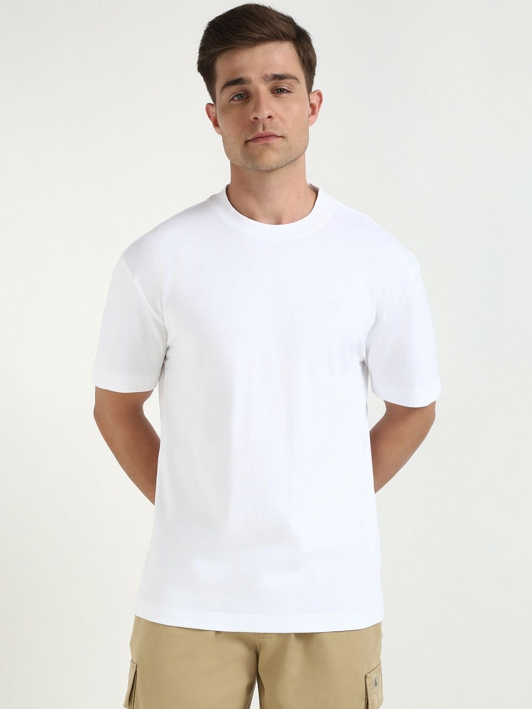 

Calvin Klein Jeans Men Graphic Printed Round Neck Cotton Relaxed Fit T-shirt, White