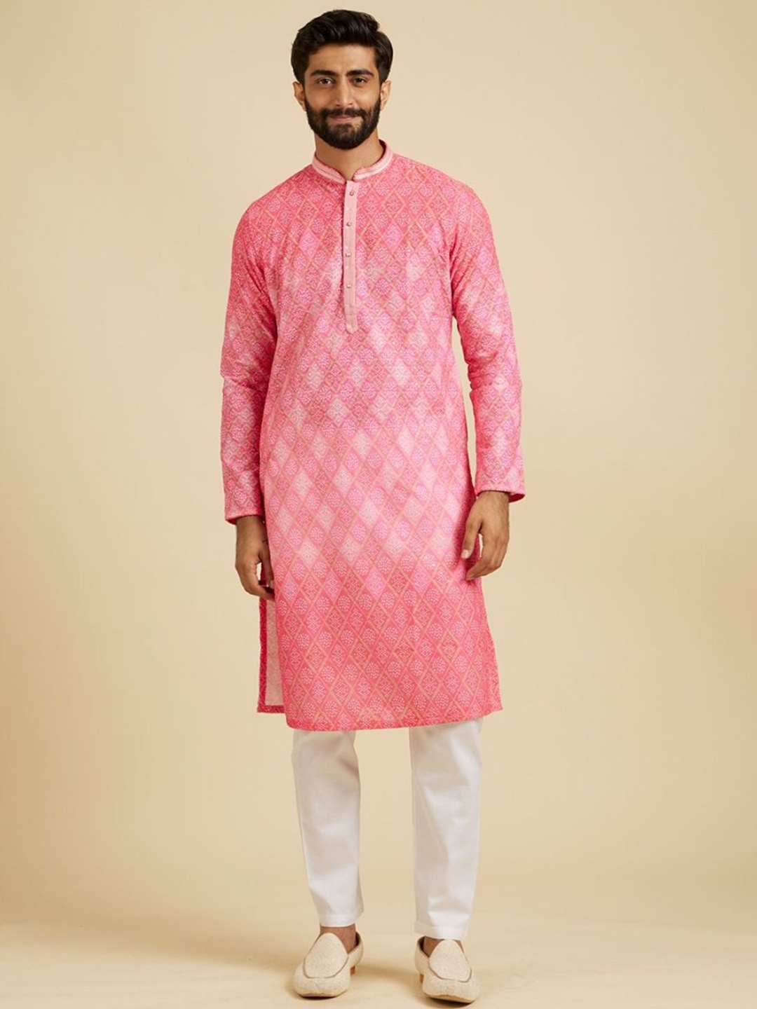 

Manyavar Ethnic Motifs Printed Mandarin Collar Straight Kurta With Pyjamas, Pink