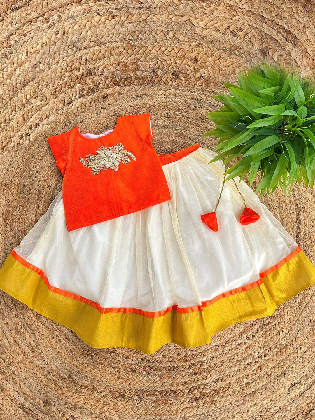 

STANWELLS KIDS Girls Embroidered Printed Lehenga Choli Dress, White