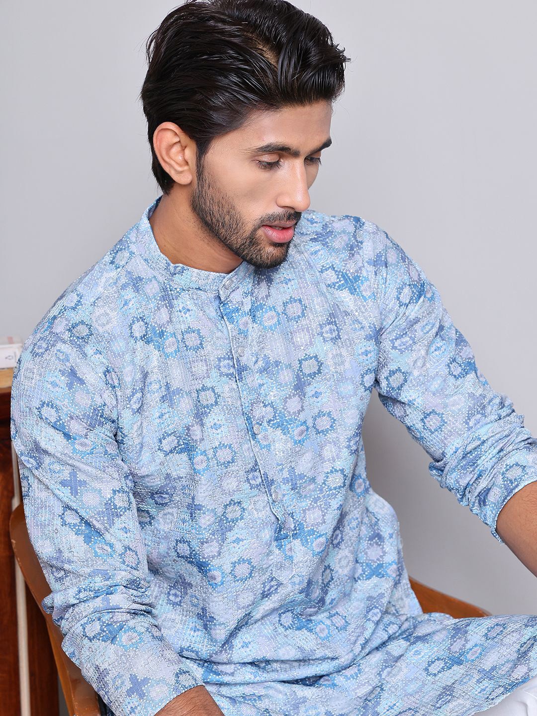 

Jompers Geometric Printed and Embroidered Sequinned Straight Kurta with Pyjamas, Blue