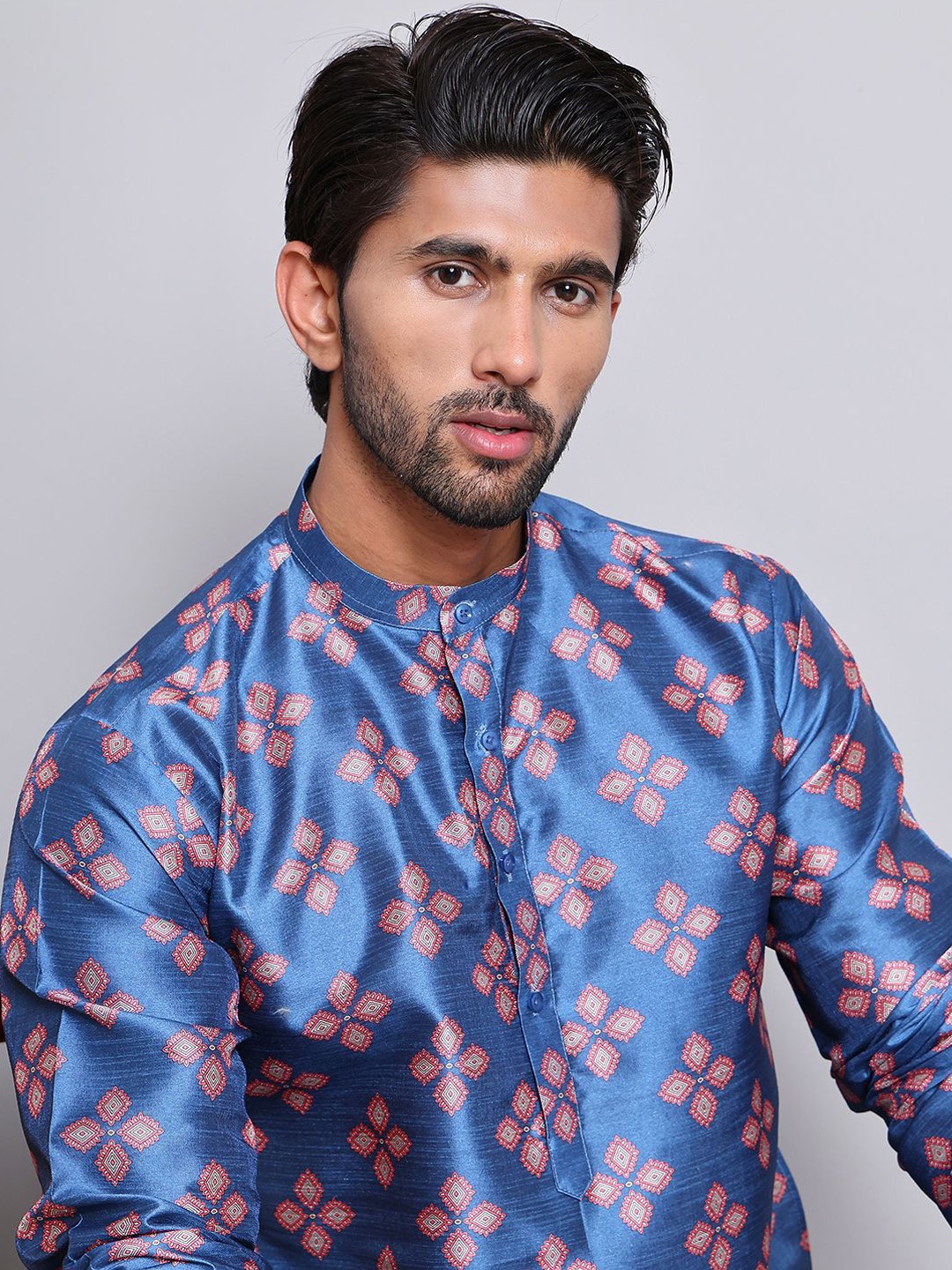 

Jompers Floral Printed Mandarin Collar Straight Kurta, Blue