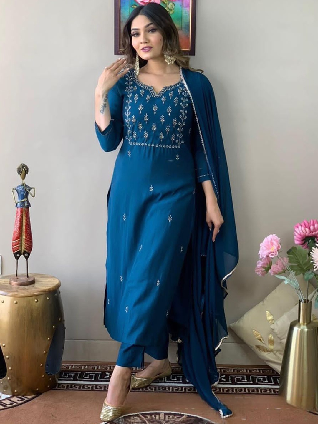 

HERE&NOW Ethnic Motifs Embroidered Regular Straight Kurta with Pyjamas & Dupatta, Blue