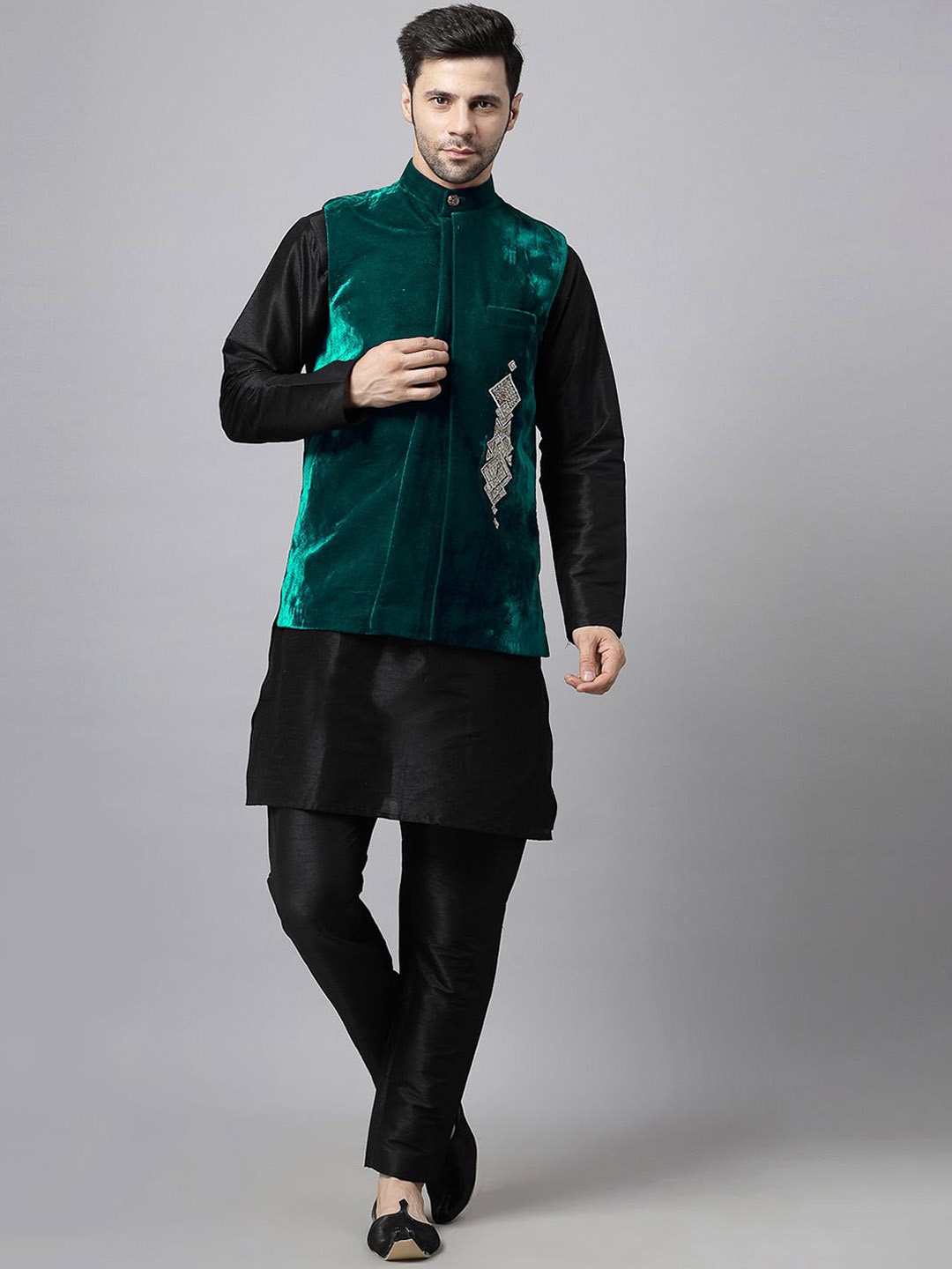 

Utsav Fashion Mandarin Collar Straight Kurta With Trousers & Nehru jacket, Black