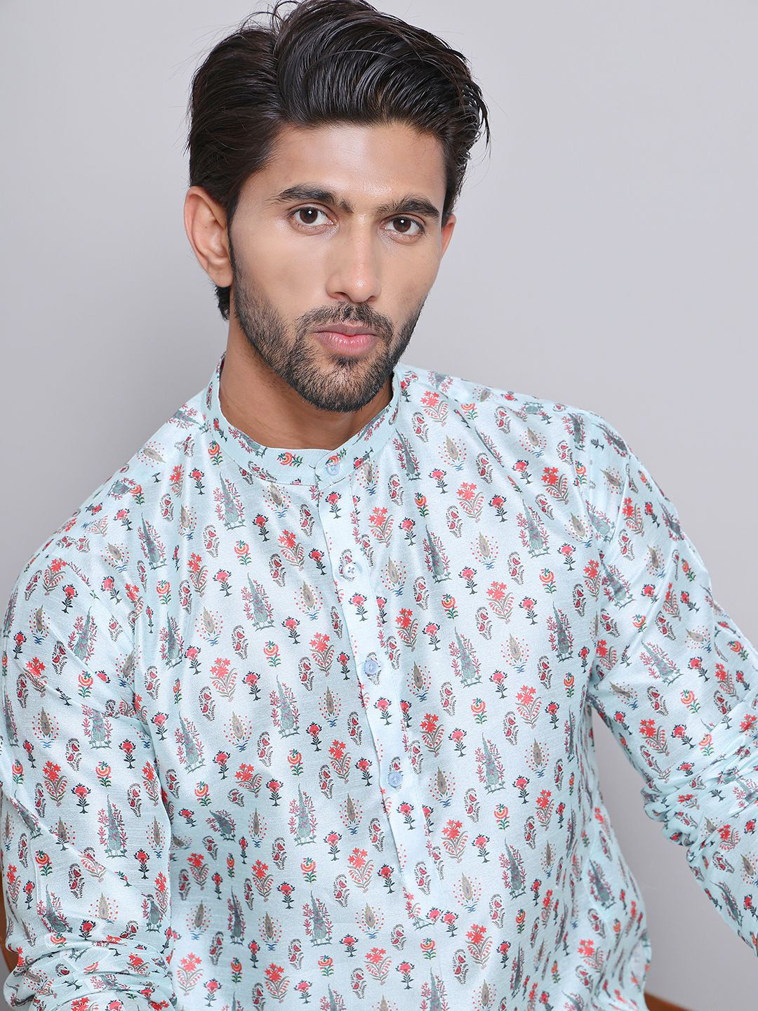 

Jompers Floral Printed Regular Silk Straight Kurta, Turquoise blue