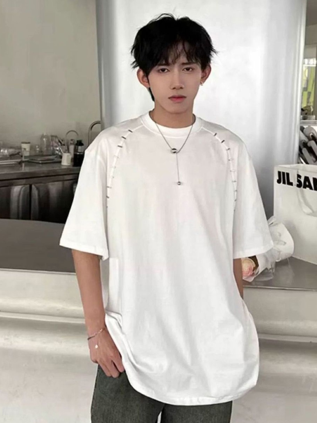 

HERE&NOW Men Solid Round Neck Oversized T-shirt, White