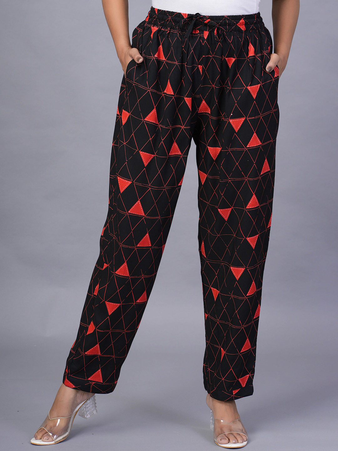 

KALINI Women Printed Trousers, Black