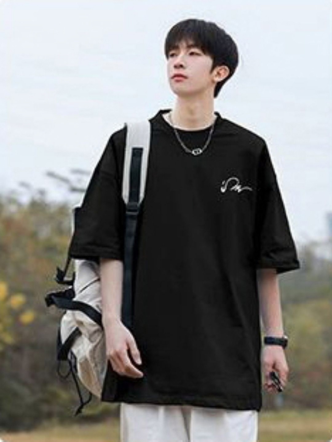 

HERE&NOW Men Graphic Printed Round Neck Oversized T-shirt, Black