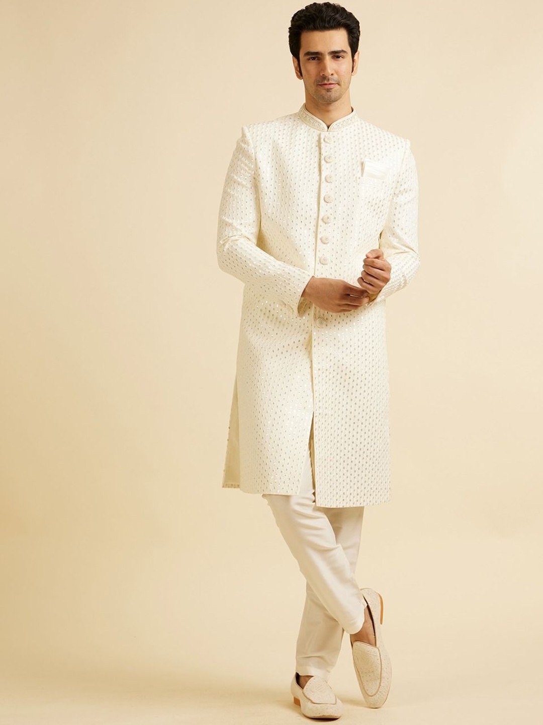 

Manyavar Men Embroidered Zaridozi Mandarin Collar Sherwani Set, Cream