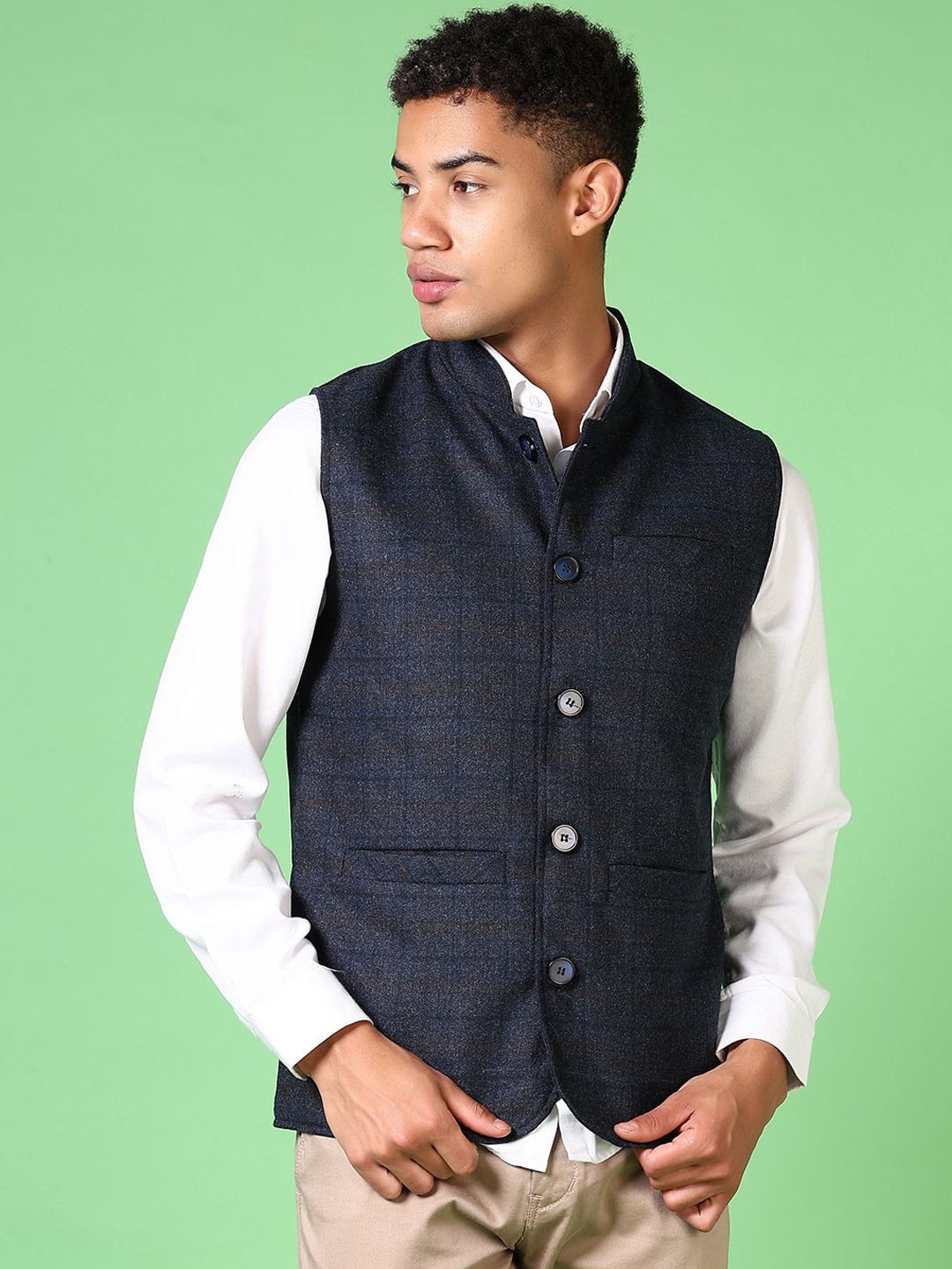 

V-Mart Men Checked Nehru Jacket, Black